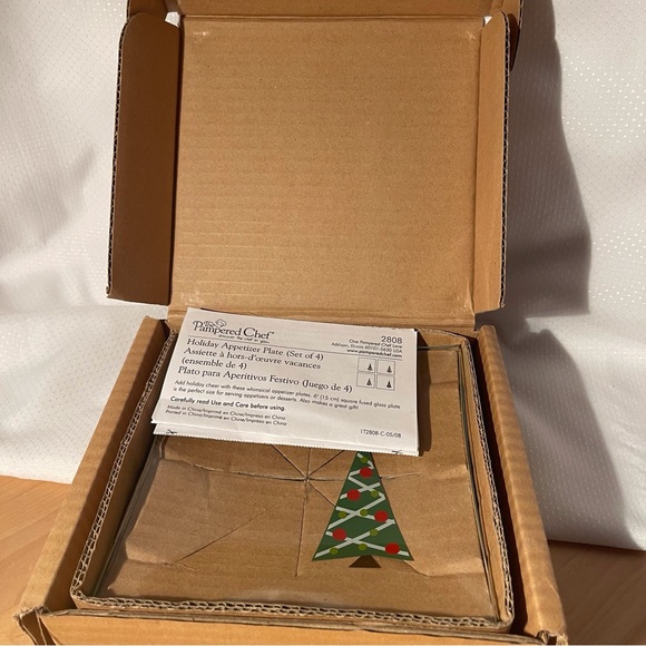 Pampered Chef Holiday Appetizer Plates 4 NEW - Picture 7 of 10